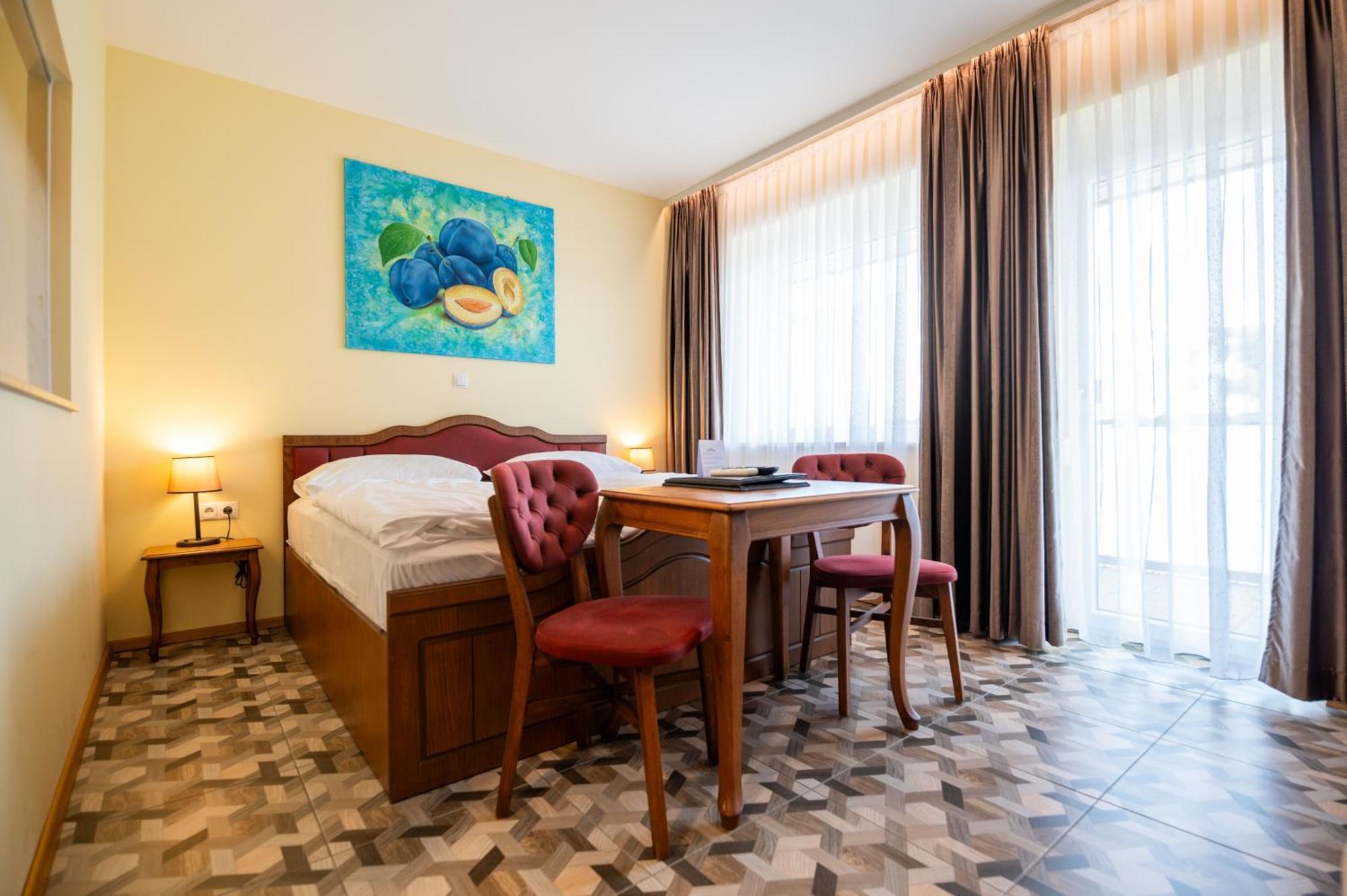 Vulkan Residenz Hotel I Self Check-In Schwarzautal Экстерьер фото