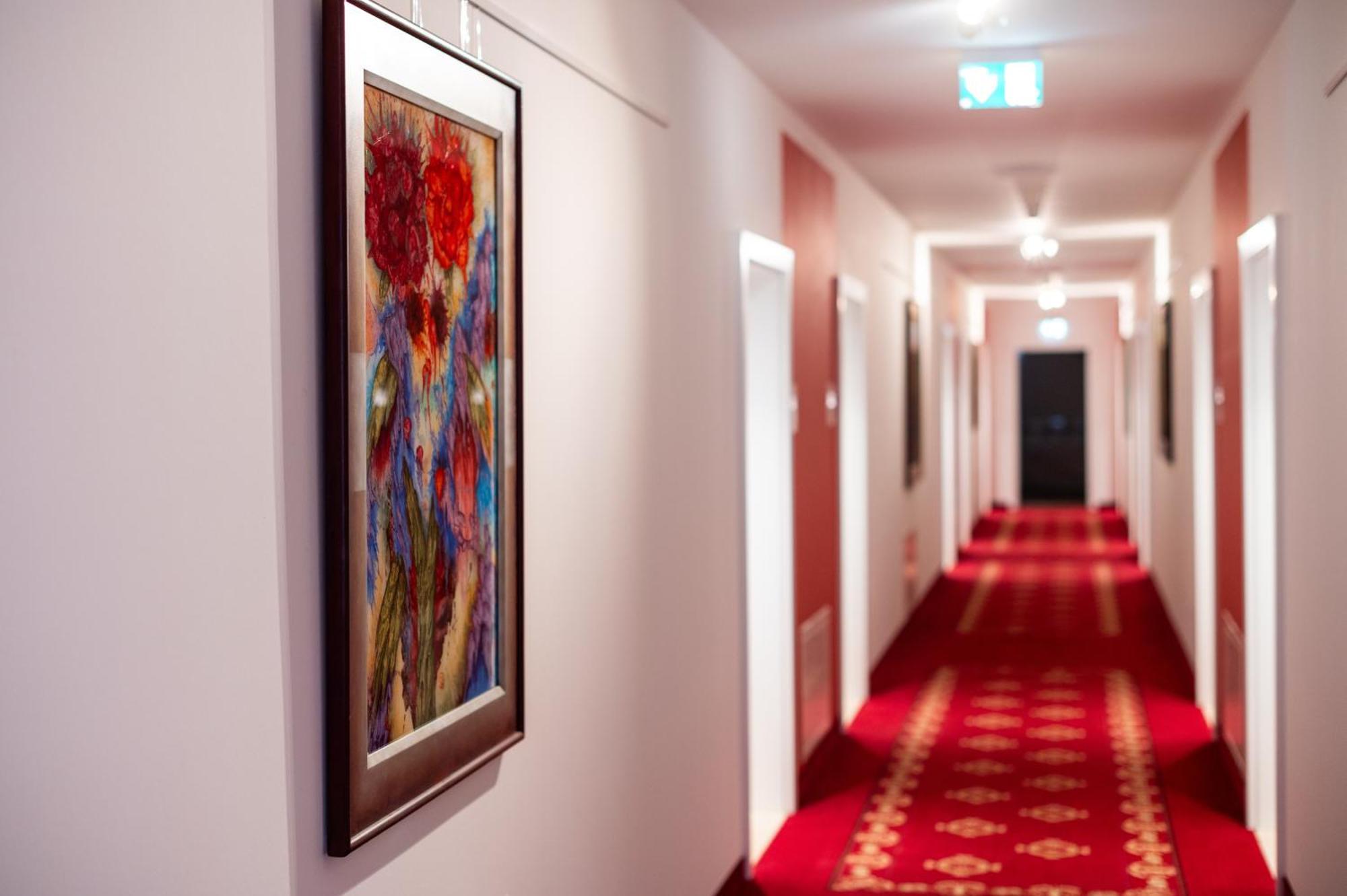 Vulkan Residenz Hotel I Self Check-In Schwarzautal Экстерьер фото